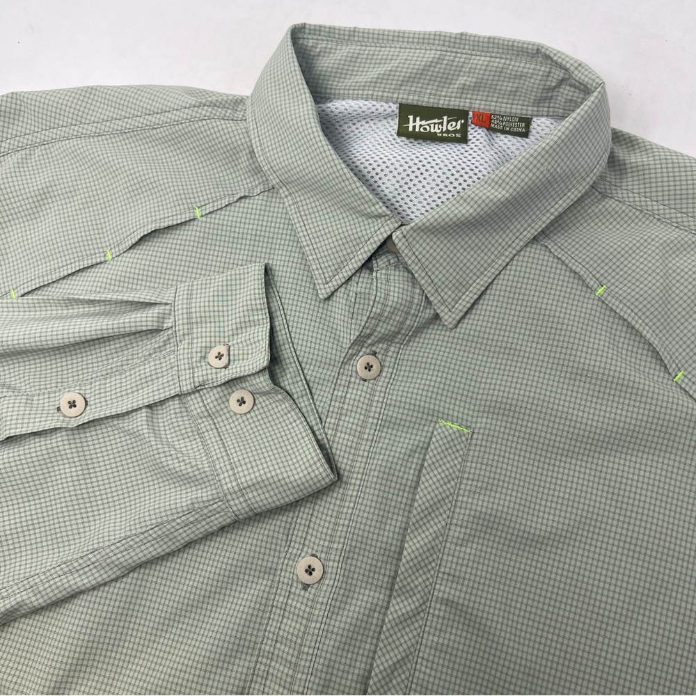 Howler Men's XL Green Plaid Fishing Stretch Long Sleeve Button Front Shirt